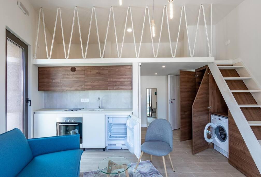 Mini Condos 13 D1 - Modern Studio With Mezzanine Tivat Buitenkant foto